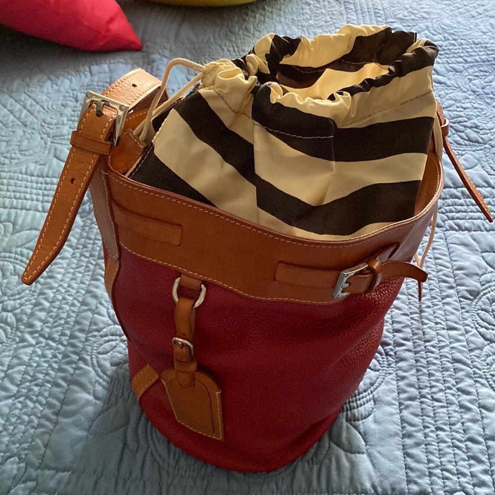 Vintage Dooney Bucket Bag